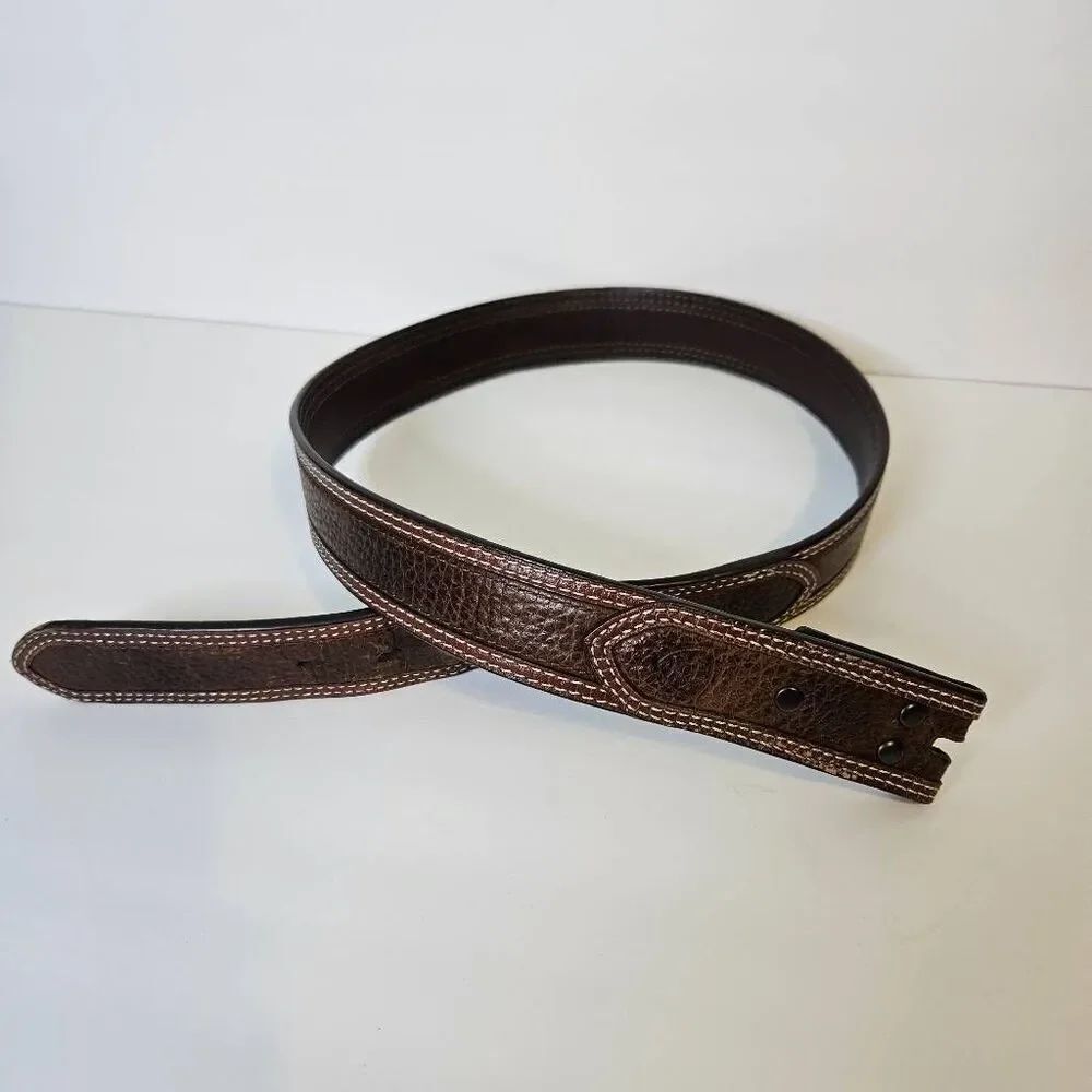 Ariat brown leather no buckle belt, brown, western. 34.